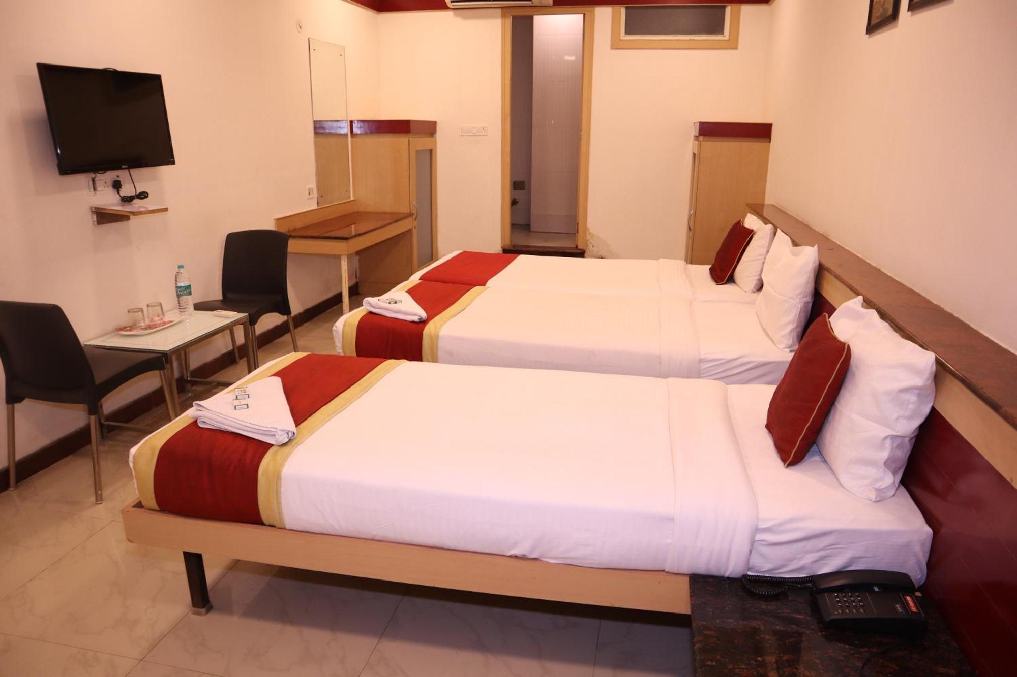Sri Sai Ram Suites Bengalúr Exteriér fotografie