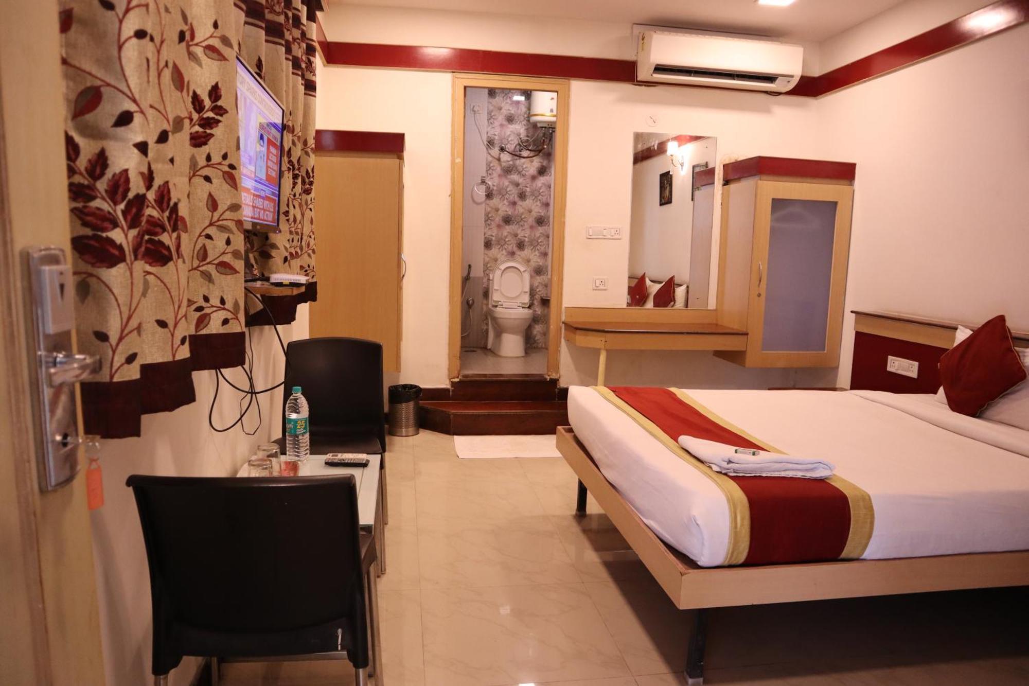 Sri Sai Ram Suites Bengalúr Exteriér fotografie