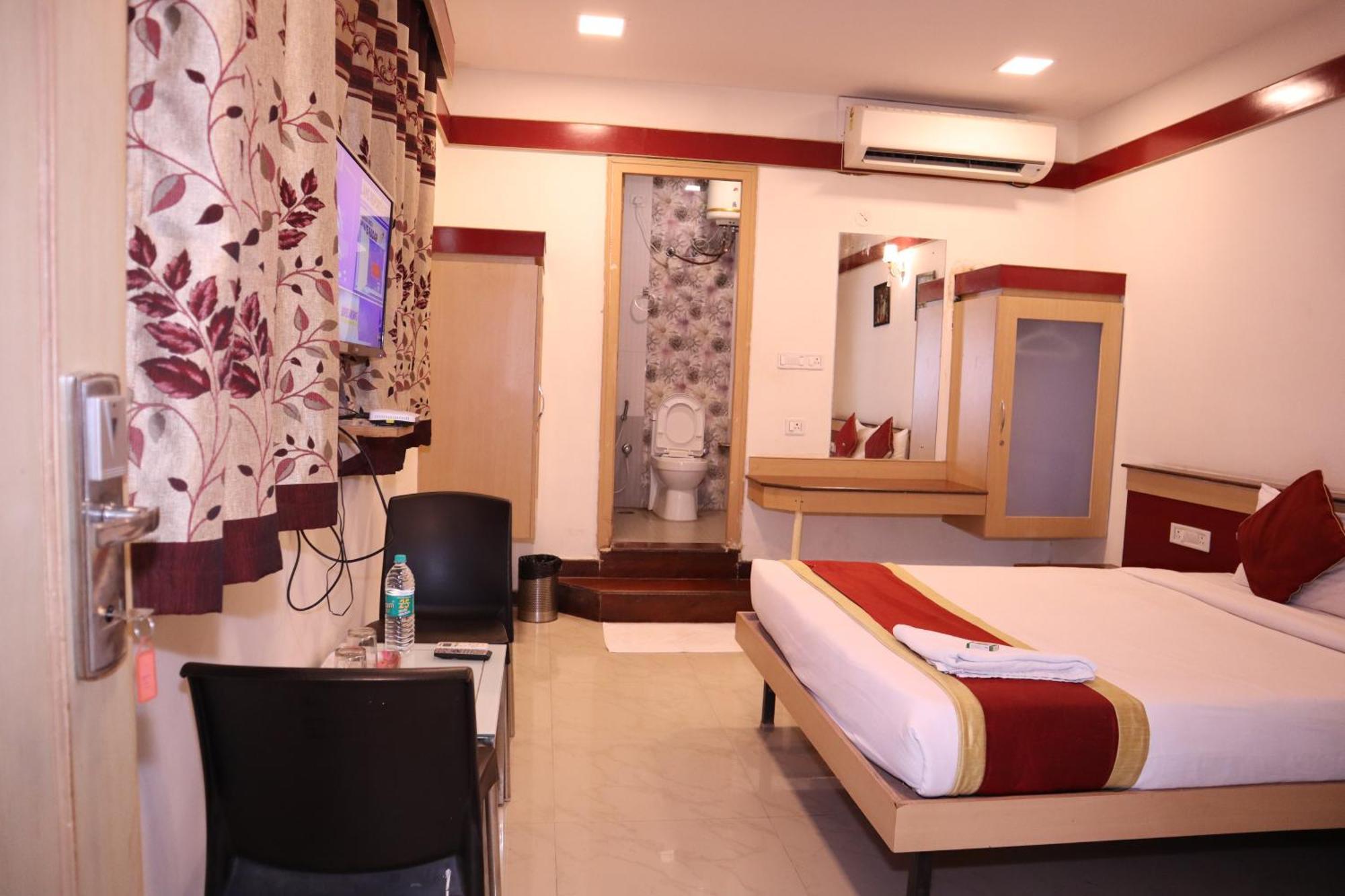 Sri Sai Ram Suites Bengalúr Exteriér fotografie