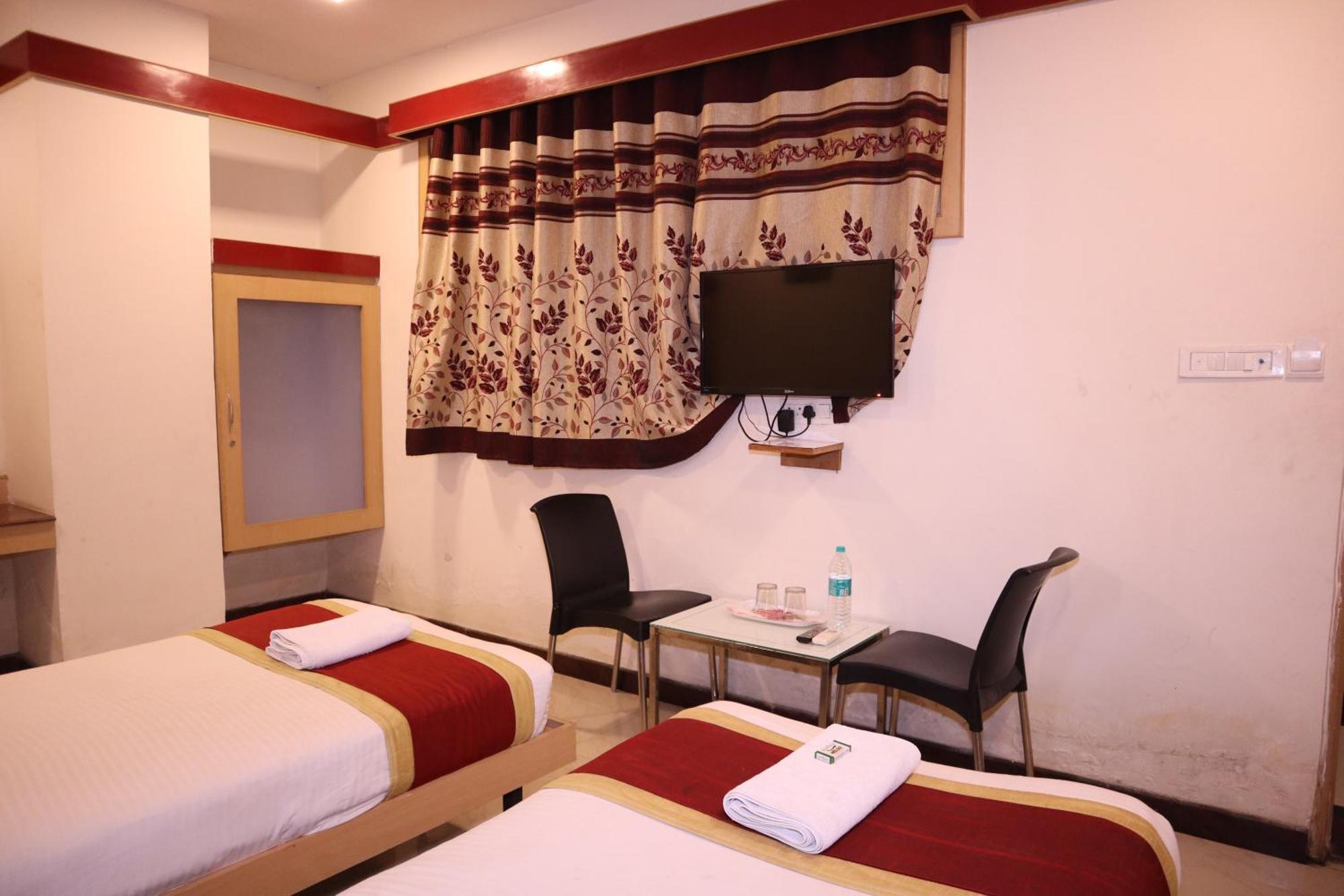Sri Sai Ram Suites Bengalúr Exteriér fotografie