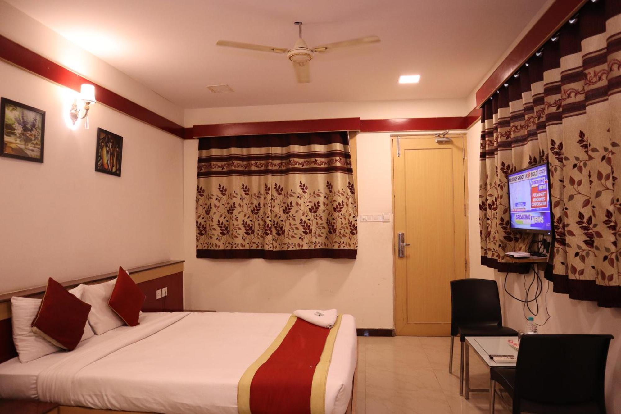 Sri Sai Ram Suites Bengalúr Exteriér fotografie